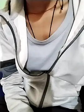 Stripchat cam girl Ragini-Devi