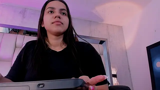 Stripchat cam girl Antonia_Mizuki