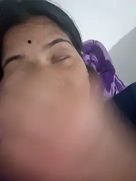 Stripchat cam girl Nirasha_cute