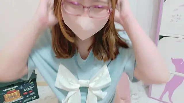 Stripchat cam girl RUNARUNA-chan