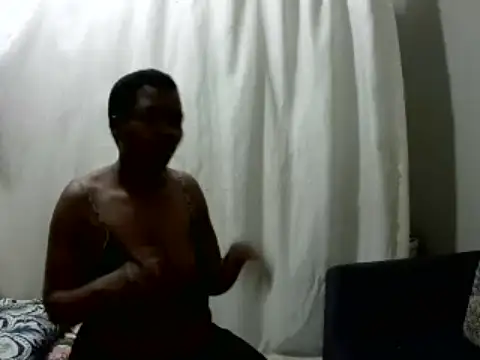 Stripchat cam girl Bigbumbbe