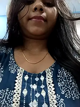 Stripchat cam girl Mikasha88