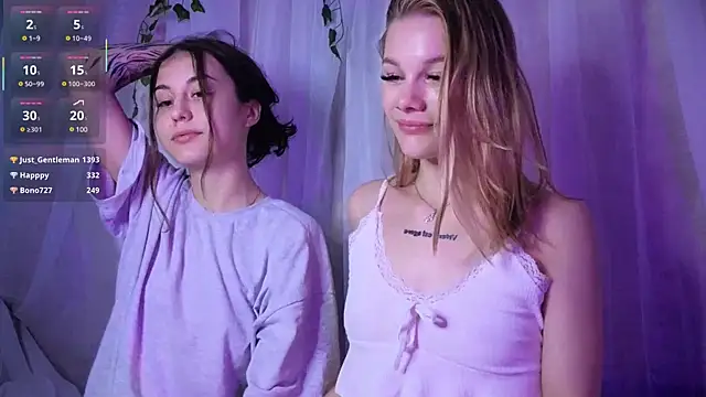 Stripchat cam girl Nansi_wuts