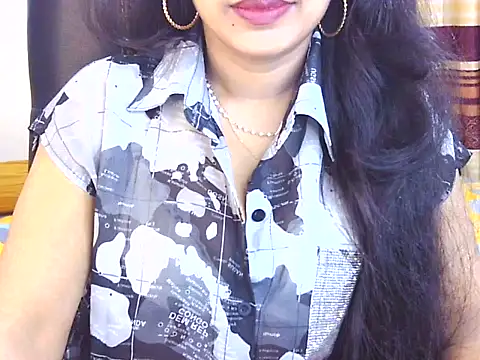 Thumbnail of Noor_Zarin - Stripchat live cam