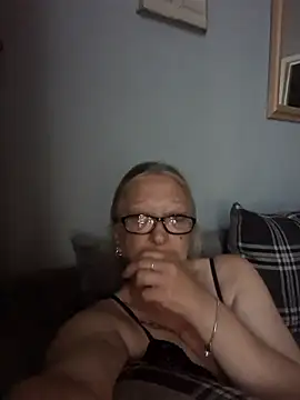 Stripchat cam girl SHY_ANGEL_X