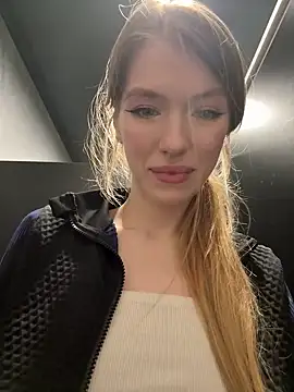 Stripchat cam girl Lil_Star69