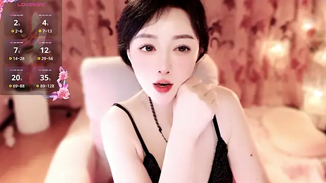 Stripchat cam girl yiyi_x