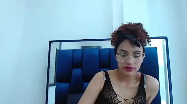 Stripchat cam girl maite_carter