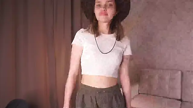 Stripchat cam girl LinetteDagley